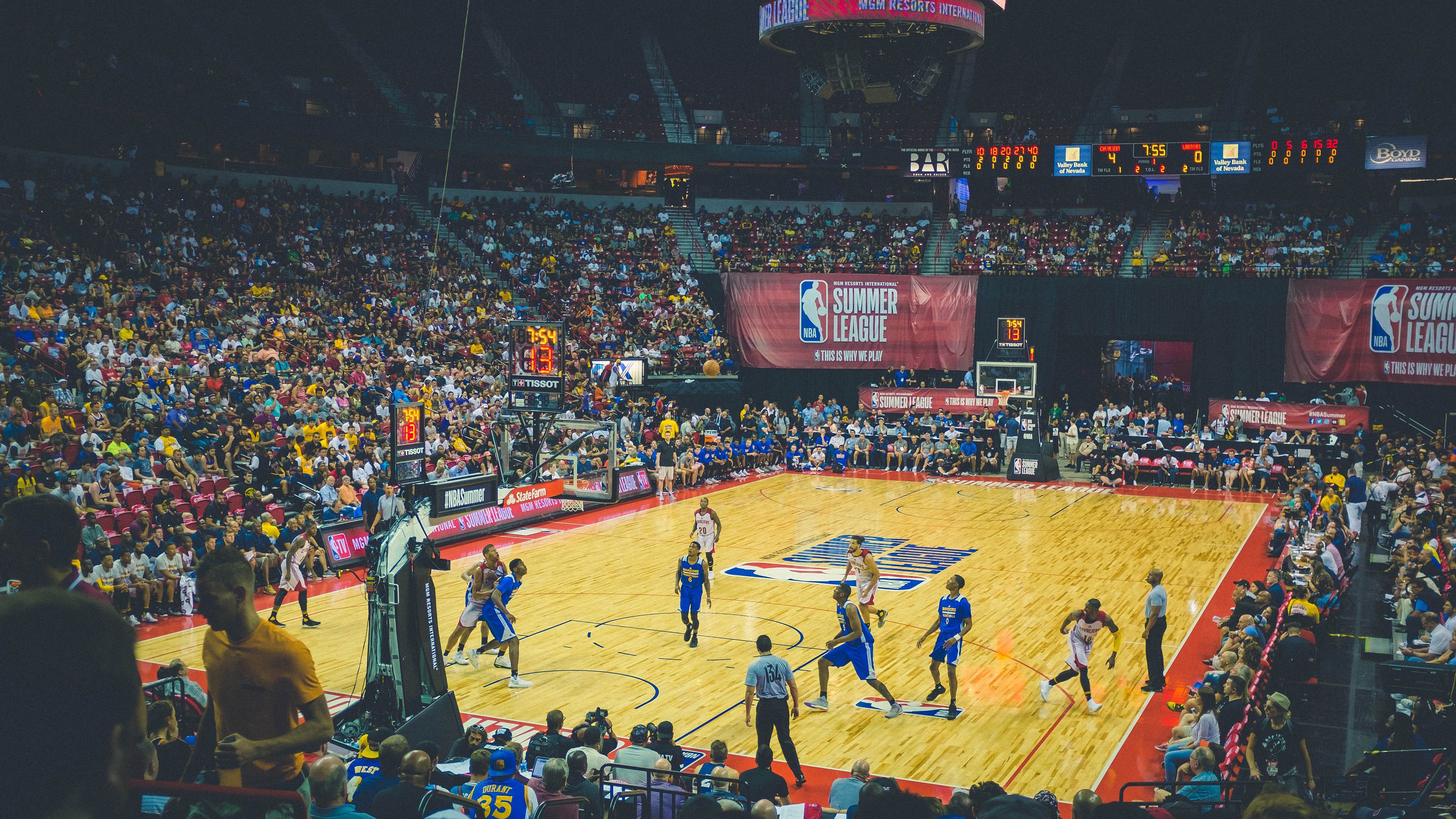 “家庭出动！香港牛仔3K亲子跑等你来挑战”